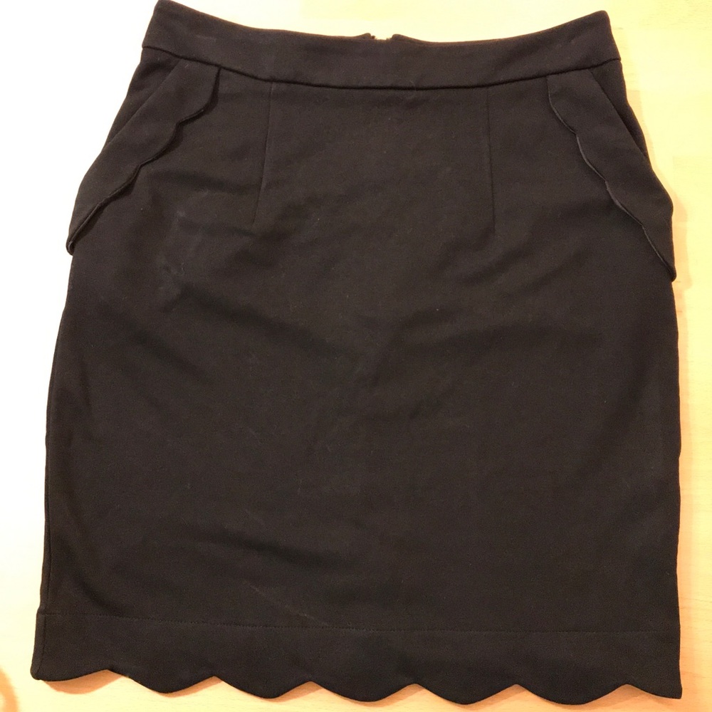 Anthropologie scalloped hem skirt with pockets